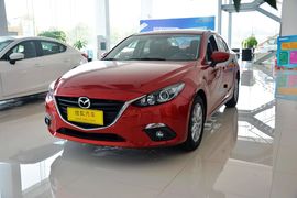 2016款马自达3 昂克赛拉1.5L自动豪华型