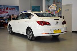 2015款传祺GA6 1.8T自动豪华导航版