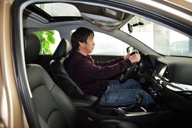 2015款传祺GA6 1.8T自动豪华导航版