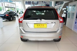 2015款沃尔沃XC60 3.0T T6智雅版