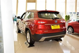 2014款长安CS75 2.0L手动领先型 国V