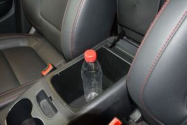 2014款长安CS75 2.0L手动领先型 国V