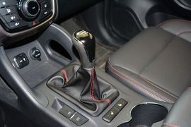2014款长安CS75 2.0L手动领先型 国V
