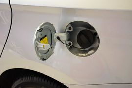 2015款长安逸动1.6L手动豪华型