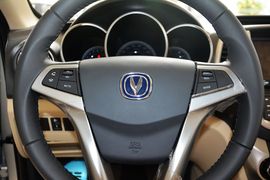 2015款长安逸动1.6L手动豪华型