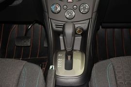 2016款雪佛兰创酷1.4T自动两驱舒适天窗版