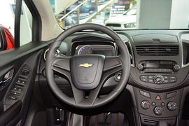 2016款雪佛兰创酷1.4T自动两驱舒适天窗版