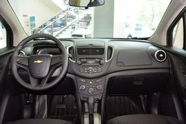 2016款雪佛兰创酷1.4T自动两驱舒适天窗版