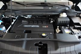 2015款哈弗H6运动版 1.5T 自动两驱尊享型