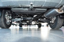 2015款哈弗H6运动版 1.5T 自动两驱尊享型