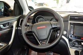 2015款哈弗H6运动版 1.5T 自动两驱尊享型