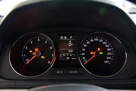 2015款大众朗行1.6L自动舒适型