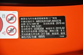 2014款宝马M4敞篷轿跑车