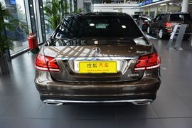 2015款奔驰E320L 运动型 4MATIC