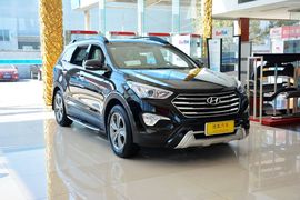 2013款现代格锐2.2T 7座四驱舒适版