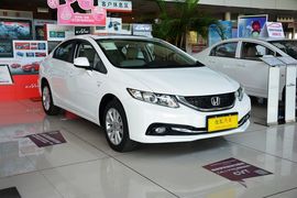 2014款本田思域1.8L手动舒适版
