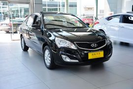 2015款现代悦动1.6L手动豪华型