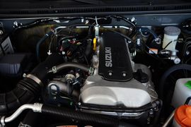 2015款铃木吉姆尼1.3 AT JLX导航版