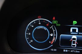 2015款比亚迪唐2.0T四驱旗舰型