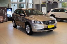 2016款沃尔沃XC60 2.0T T5智进版