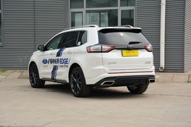 2015款福特锐界2.7T GTDi 四驱运动型（7座）