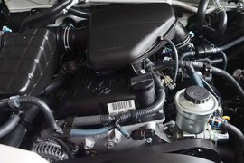 2016款丰田普拉多2.7L自动豪华版
