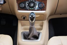 2015款北汽威旺M30 1.5L舒适型DAM15