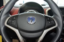 2015款长安奔奔1.4 手动尊贵型