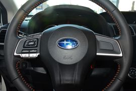 2015款斯巴鲁XV 2.0L特装运动版