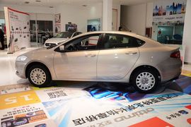 2015款菲亚特菲翔1.4T手动悦享版