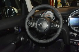 2015款MINI COOPER S 2.0T 五门版