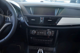 2015款宝马X1 xDrive20i时尚型