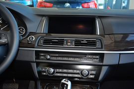 2014款宝马528Li豪华设计套装