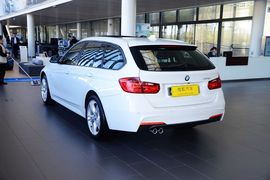 2013款宝马328i M运动型旅行车