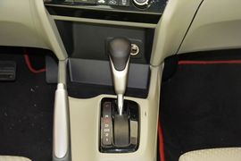 2014款本田思域1.8L自动经典版