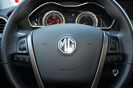 2015款MG6 1.8T 90周年冠军版精英型