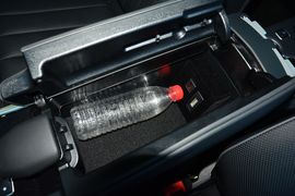 2015款奔驰E400L运动豪华型 4MATIC