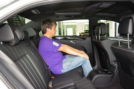 2015款奔驰E400L运动豪华型 4MATIC