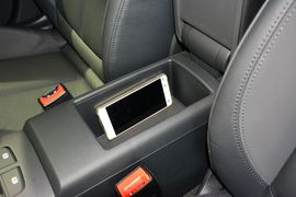 2015款奥迪A3 Limousine 300万纪念舒享版