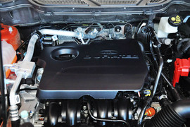 2013款福特翼博1.5L手动舒适型