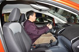 2013款福特翼博1.5L手动舒适型