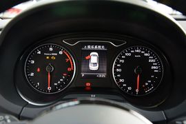 2015款奥迪A3 Limousine 300万纪念舒享版