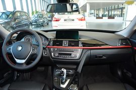 2015款宝马3系GT 320i运动设计套装