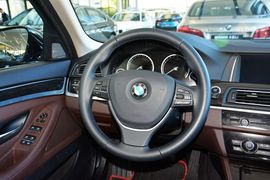 2015款宝马530Le