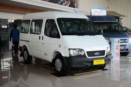 2015款福特经典全顺柴油长轴物流型中顶10座国4