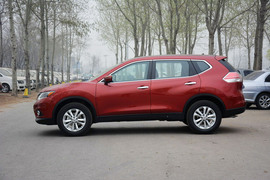 2014款日产奇骏2.0L XL CVT舒适版两驱