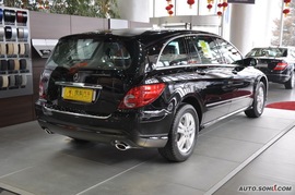 2008款奔驰R300L商务型