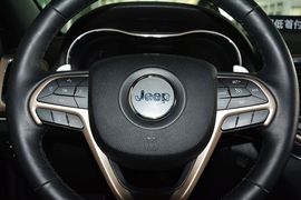 2015款Jeep大切诺基3.0L旗舰尊悦版