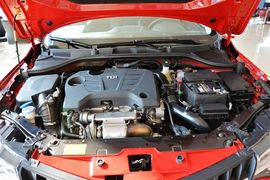 2015款MG名爵锐行1.4TGI自动豪华版