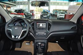 2015款MG名爵锐行1.4TGI自动豪华版